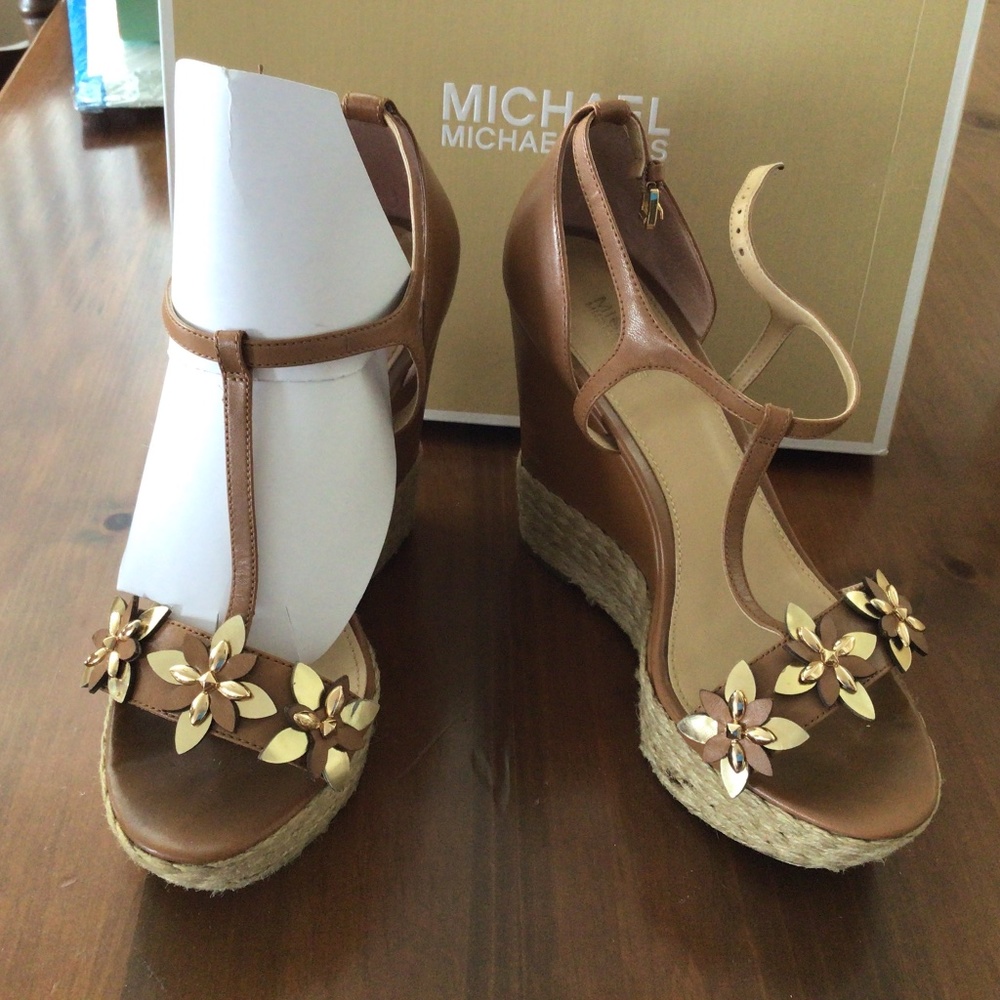 Michael Kors Wedge Heidi Sandals brown leather size 7M